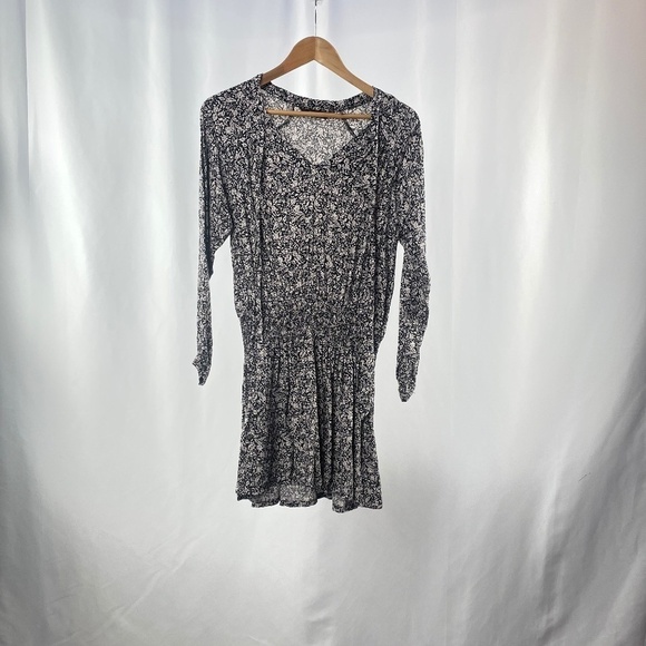 Knot Sisters Long Sleeve Floral V Neck Mini Dress in Black Tan Size Medium - Picture 4 of 9
